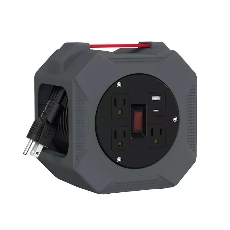 An Forbairt Le Déanaí é Réamhrá an Ríl Corda Plaisteacha 3-Asraon USB 2.4A le Cábla 30ft? An Forbairt Le Déanaí é Réamhrá an Ríl Corda Plaisteacha 3-Asraon USB 2.4A le Cábla 30ft?